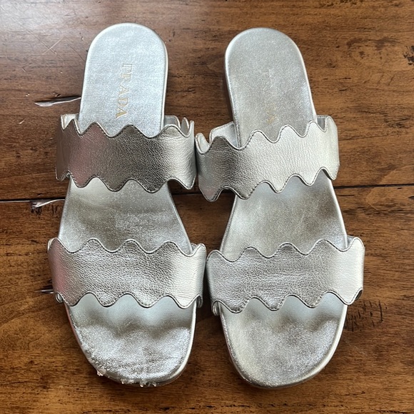 Prada sandles - Picture 1 of 6